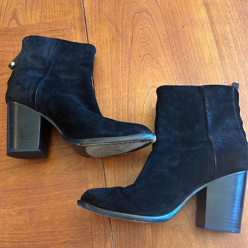 Rag & Bone black suede booties size 8.5